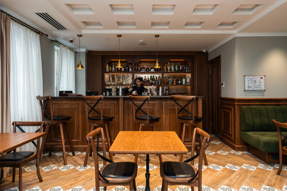 Banali Bar & More